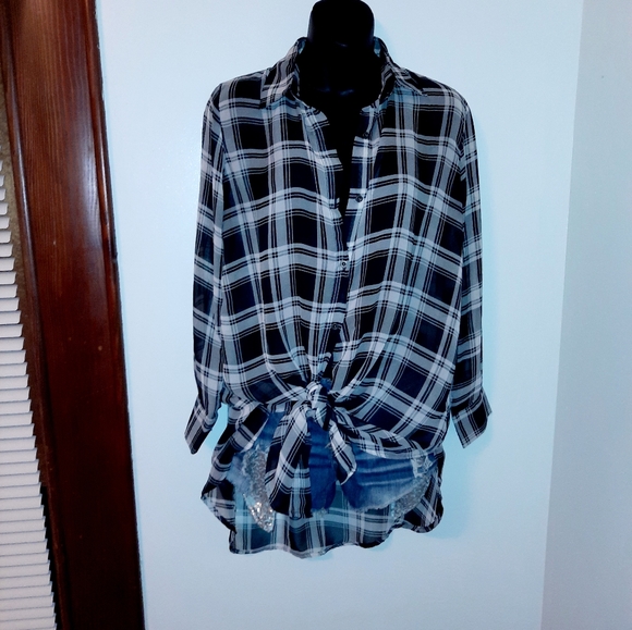 Top - Picture 5 of 6